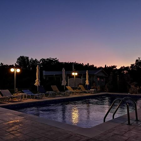 Louis Luxury Villa By Living In Blue Koskinou  Bagian luar foto