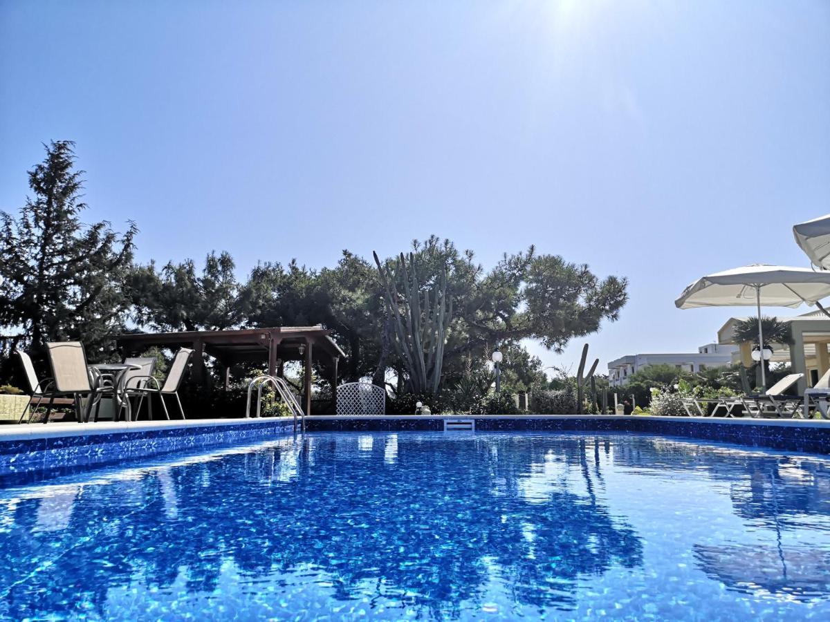 Louis Luxury Villa By Living In Blue Koskinou  Bagian luar foto