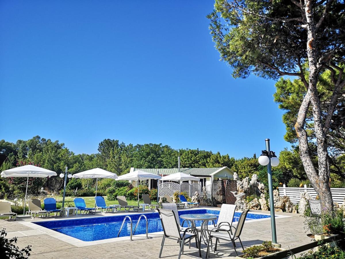 Louis Luxury Villa By Living In Blue Koskinou  Bagian luar foto