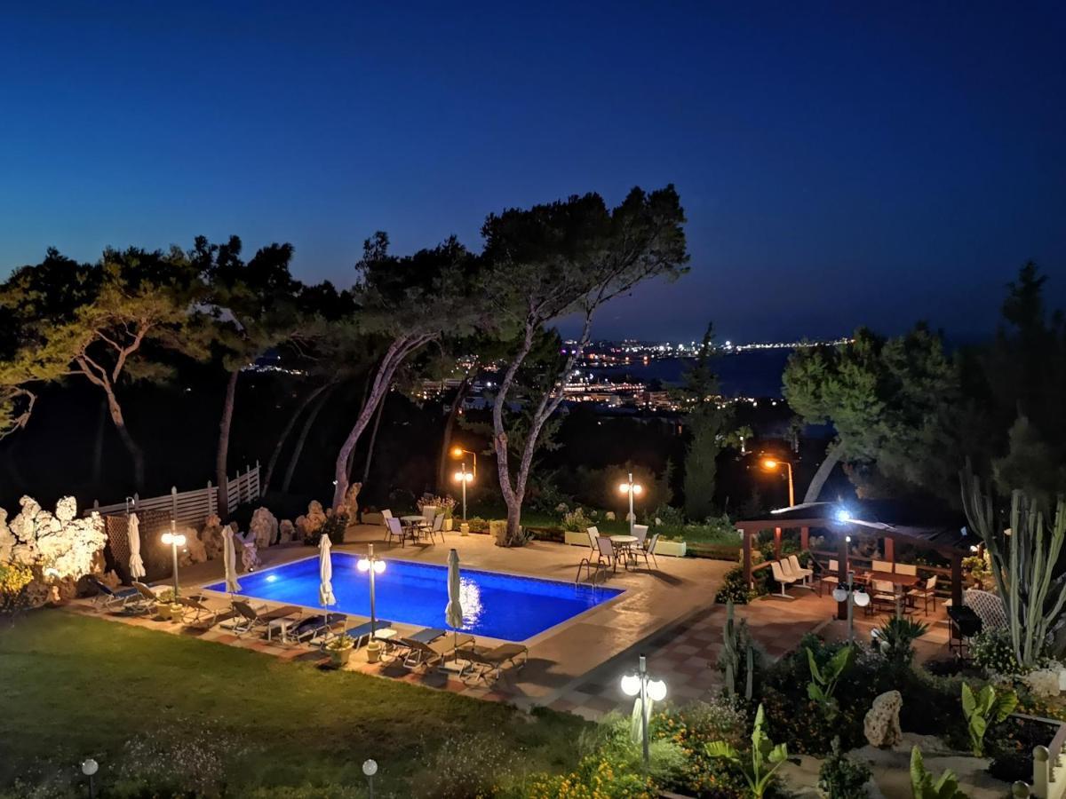 Louis Luxury Villa By Living In Blue Koskinou  Bagian luar foto