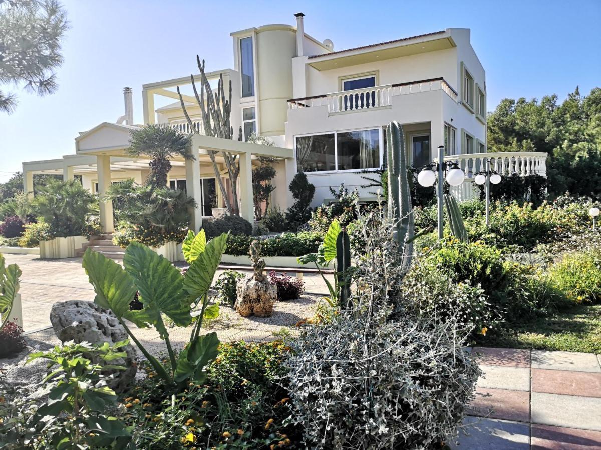 Louis Luxury Villa By Living In Blue Koskinou  Bagian luar foto