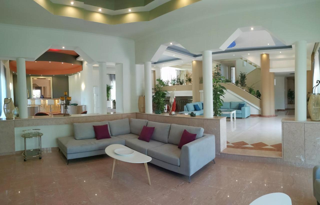 Louis Luxury Villa By Living In Blue Koskinou  Bagian luar foto